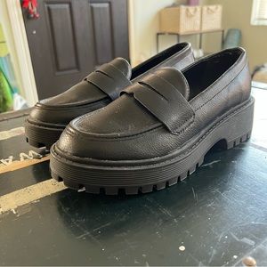 Chunky Faux Leather loafers